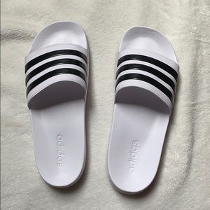 Adidas cloudfoam slides